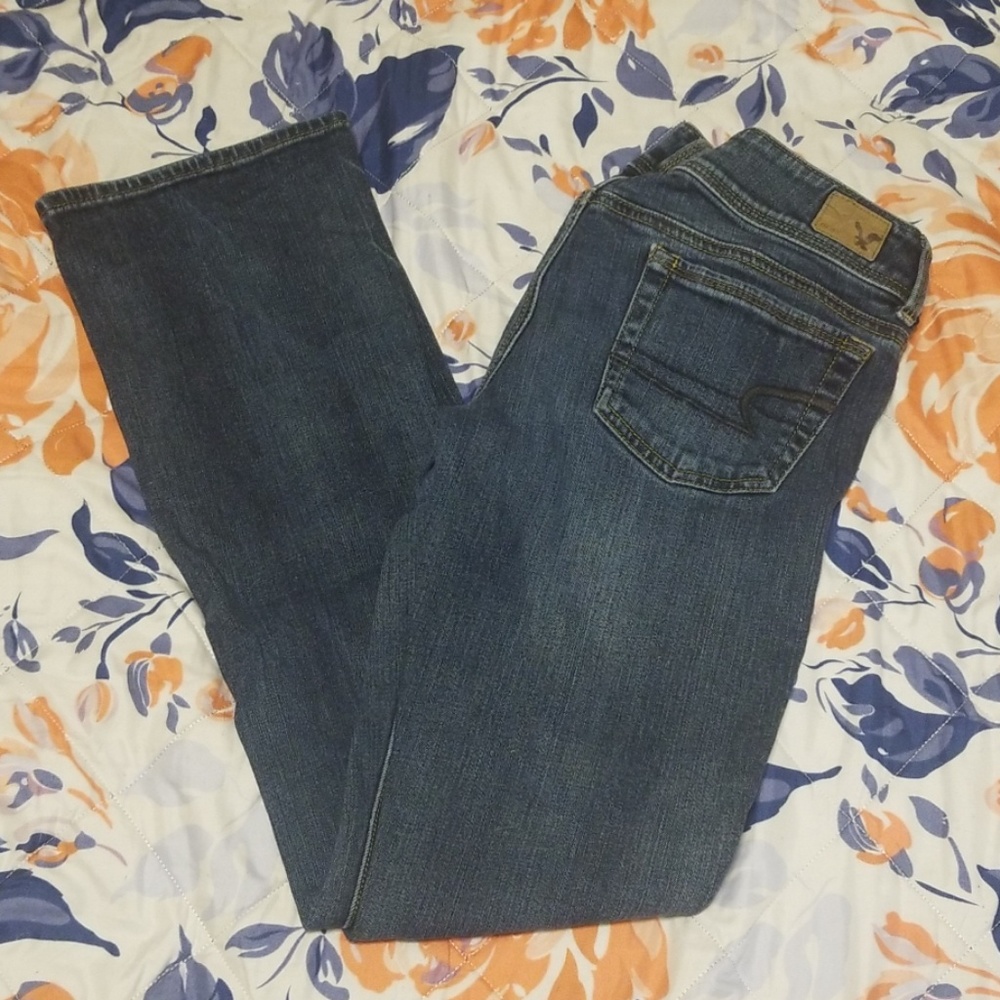 American Eagle boot cut jeans- EUC